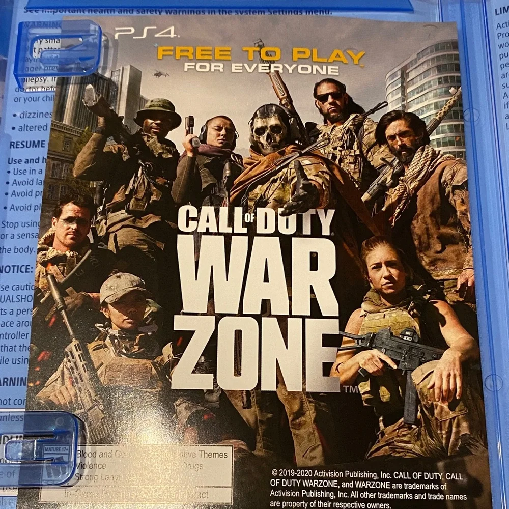 Call of Duty: Black Ops Cold War for PS4 - Blue Case
